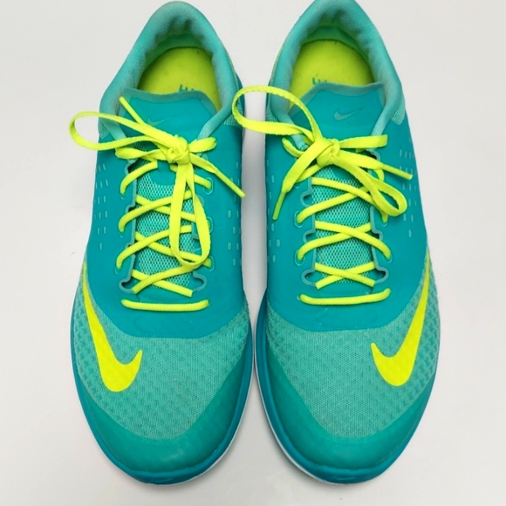 Teal and Green Nike Fitsole